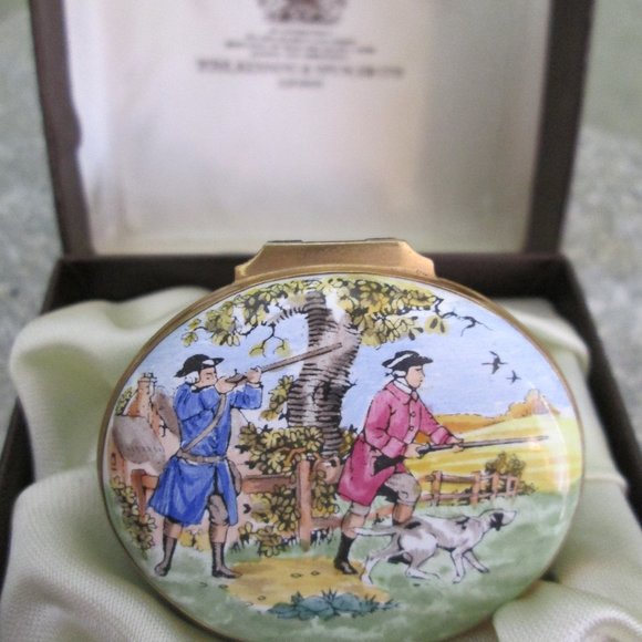 Crummles Enamel Box GENTLEMEN GONE HUNTING - Picture 2 of 10